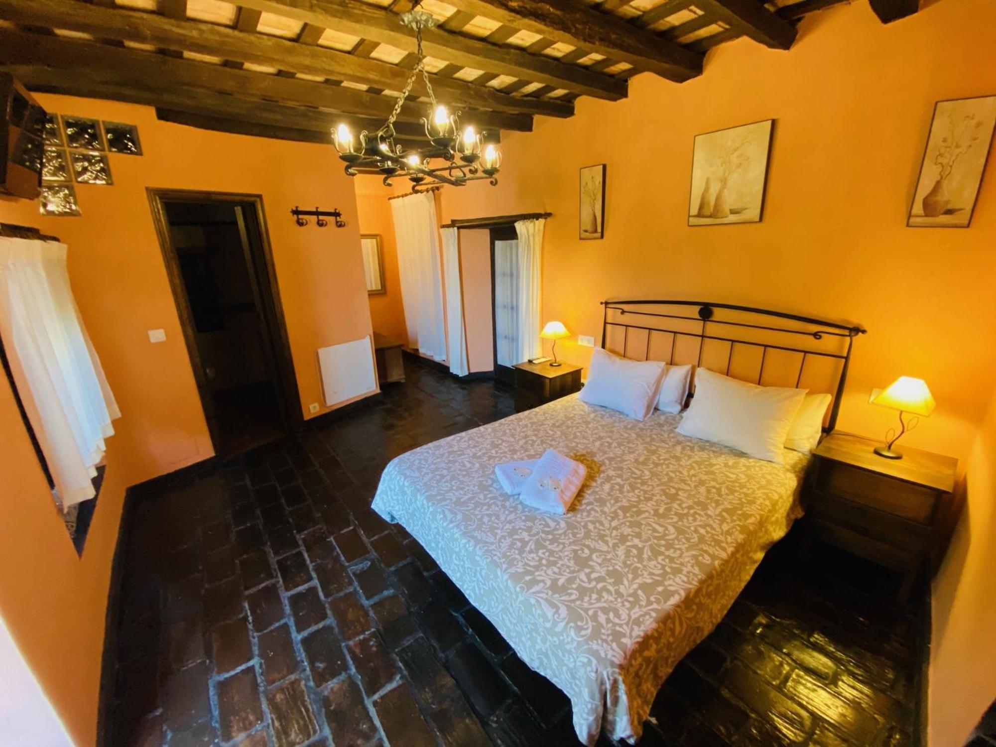 חימנה דה לה פרונטרה Posada La Casa Grande חדר תמונה