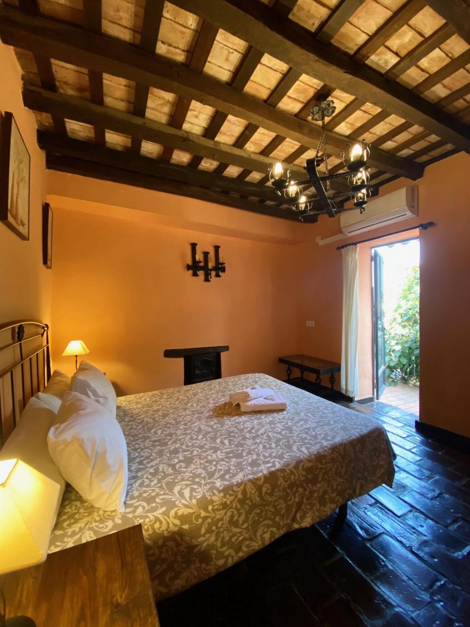 חימנה דה לה פרונטרה Posada La Casa Grande חדר תמונה