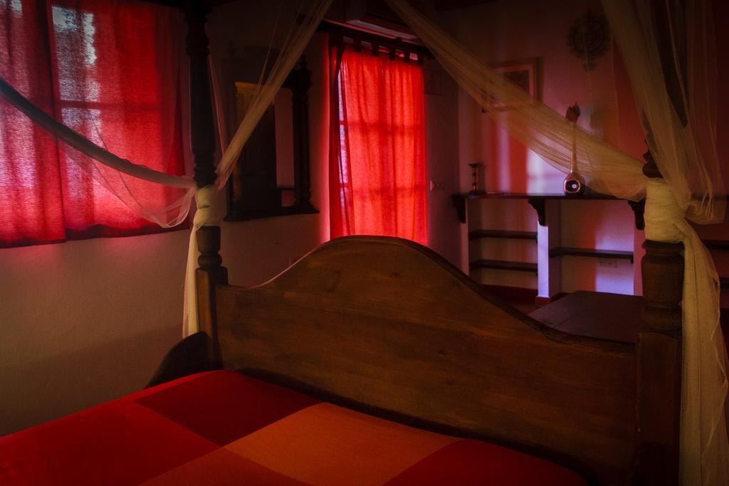 חימנה דה לה פרונטרה Posada La Casa Grande מראה חיצוני תמונה
